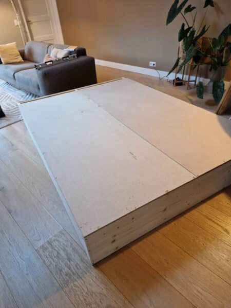 wandkast op maat met ikea ivar kasten - Ikea hack - Vakkenkast - Zelf een kast maken (13)