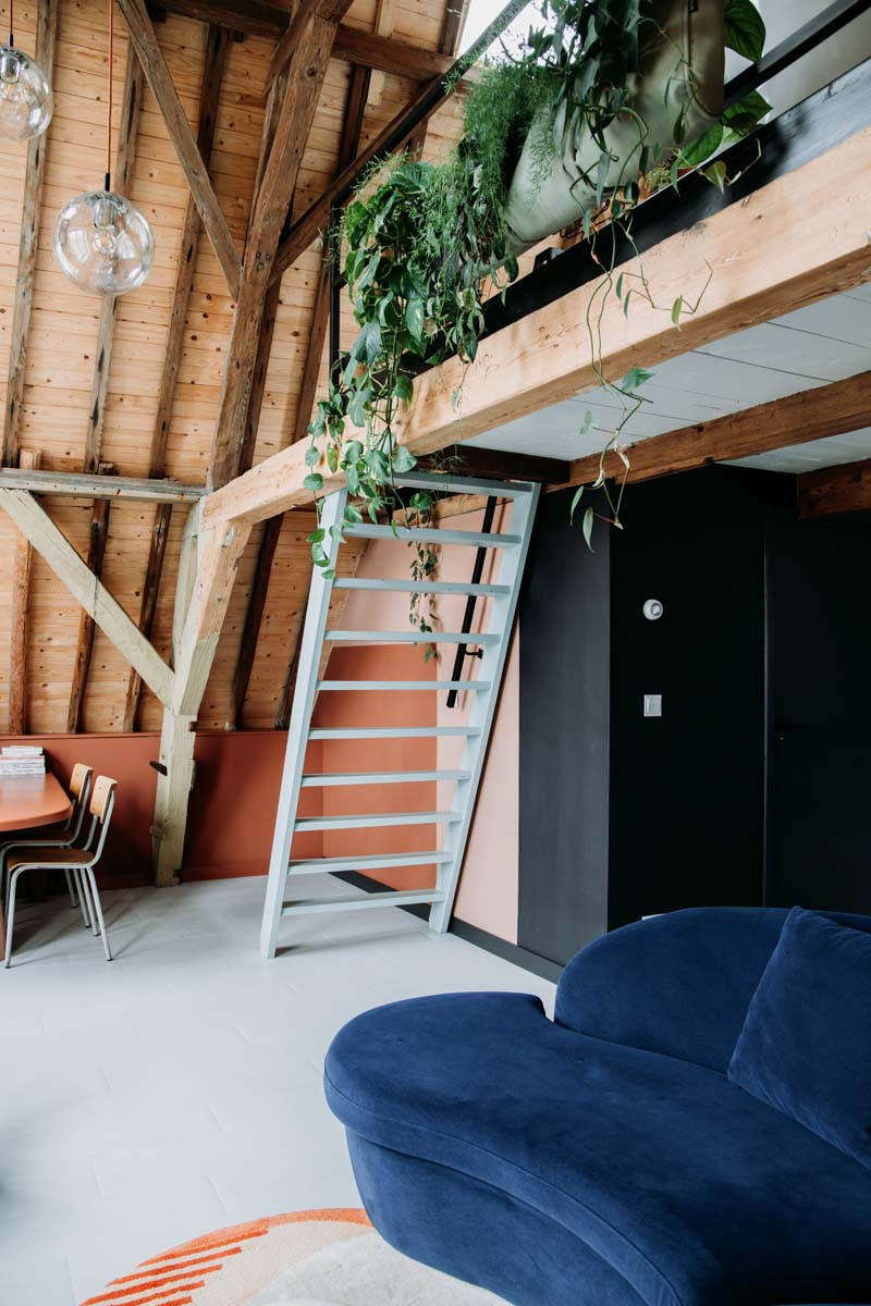 Stijlvol overnachten in Zeeland in deze Middelburgse loft met prachtige Loungehoek