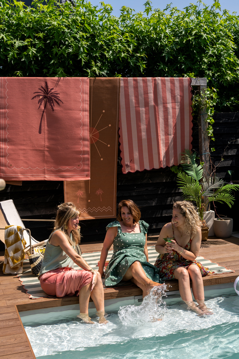 The Home Style Club buitenkleden collectie - Van terra buitenkleden met strepen tot olijfgroene tuinkleden