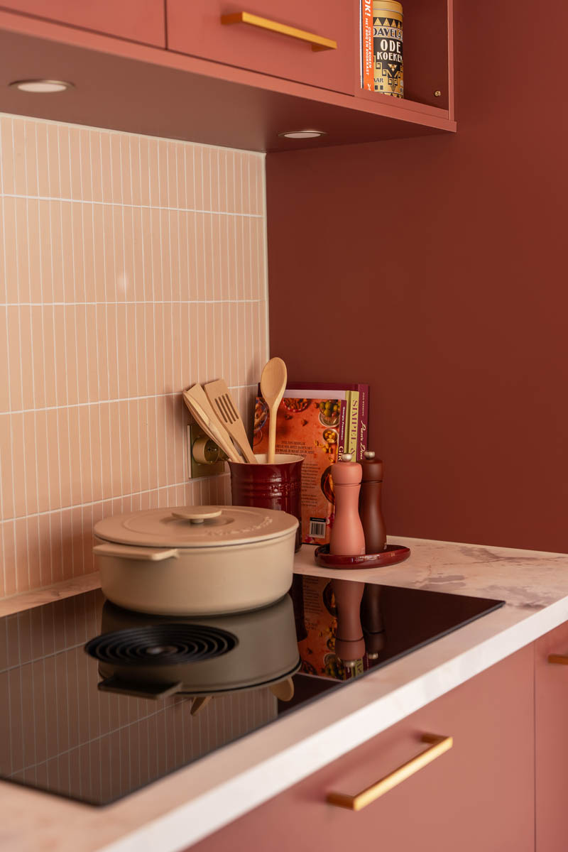 Keuken stylen - Merlot Marble the home style club brugman - bordeaux rode keuken