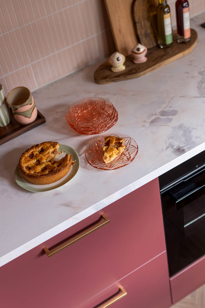 Keuken stylen - Merlot Marble the home style club brugman - bordeaux rode keuken